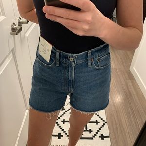 NWT Abercrombie Curve Love High Rise 4” Denim Mom Shorts